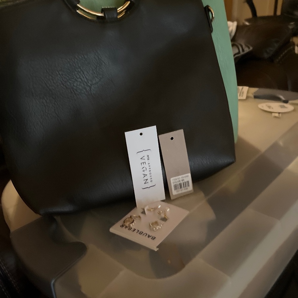 Handbag
